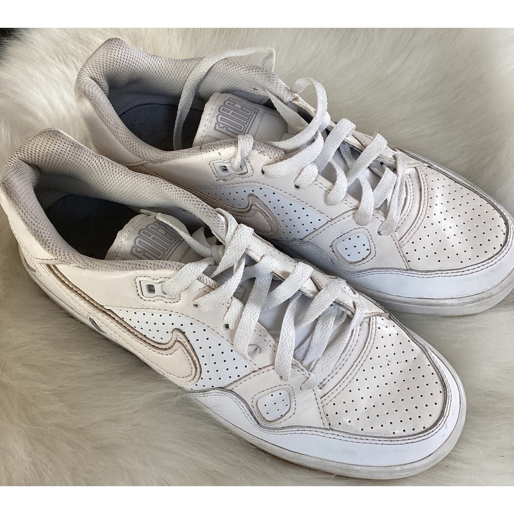 Nike Womens Son of Force 616302-104 White Casual Shoes Sneakers Size 9.5